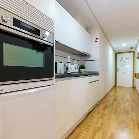 Malagasuite Cozy Center Apartment & Parking Extérieur photo